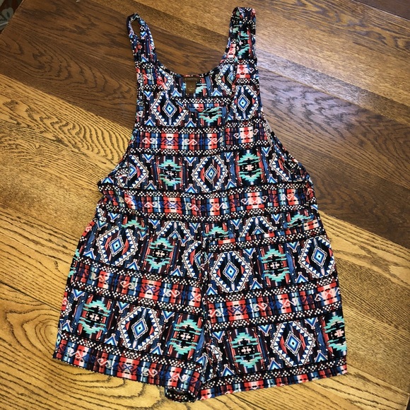 Ikat Sleeveless Romper - Picture 5 of 5